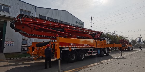 混凝土泵車施工需要多大的場地呢？