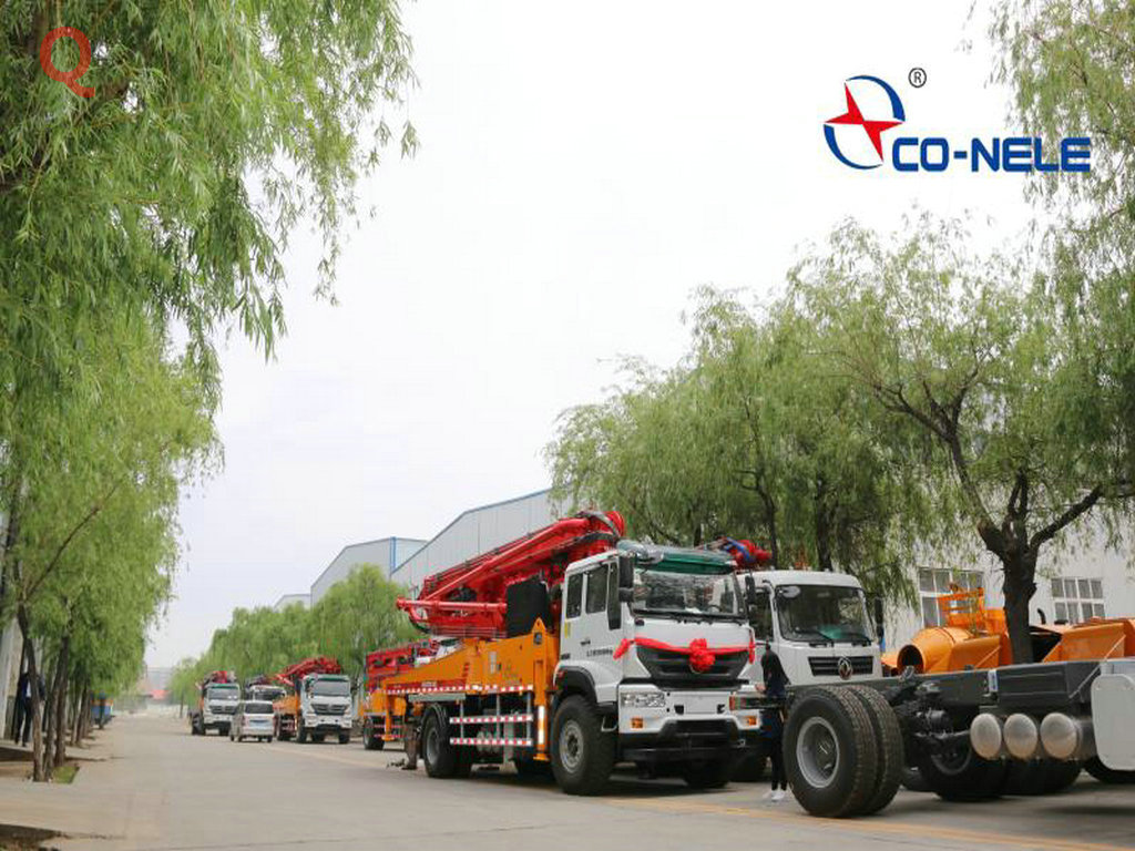 小型泵車，小型混凝土泵車，天泵