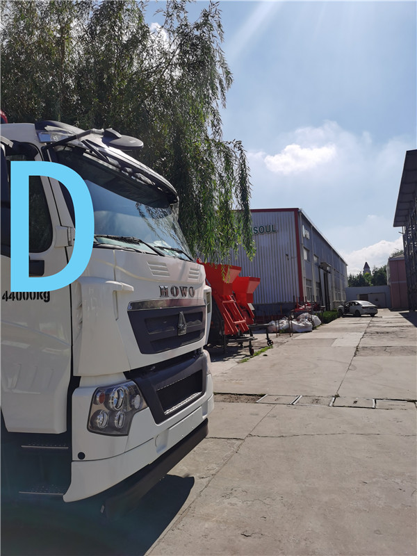 青島混凝土泵車價(jià)格 (88)