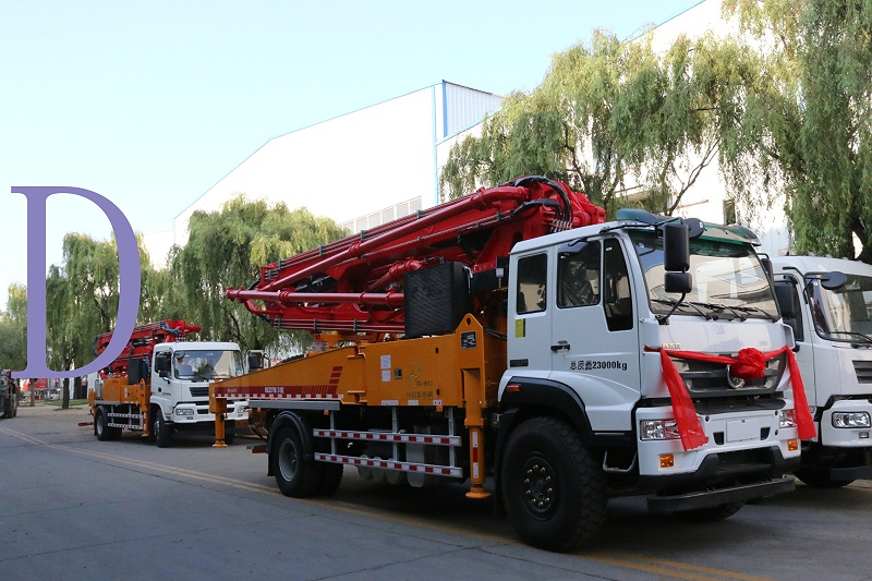 青島混凝土泵車價(jià)格 (10)