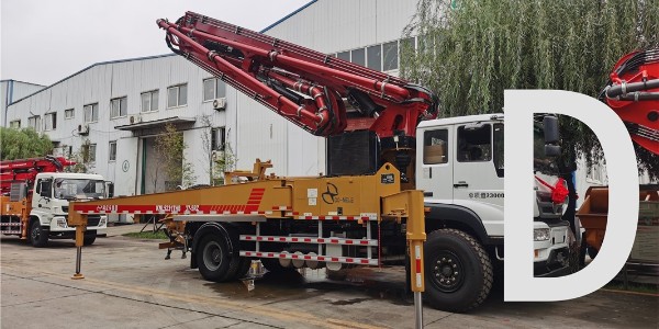 布料過程中，應(yīng)不斷檢查并在必要時調(diào)整泵車支腿