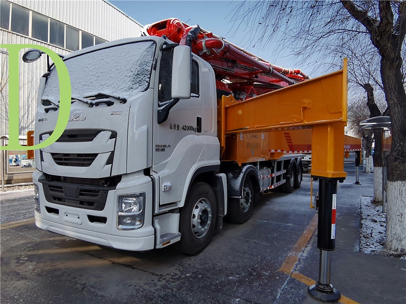 青島混凝土泵車價(jià)格 (13)