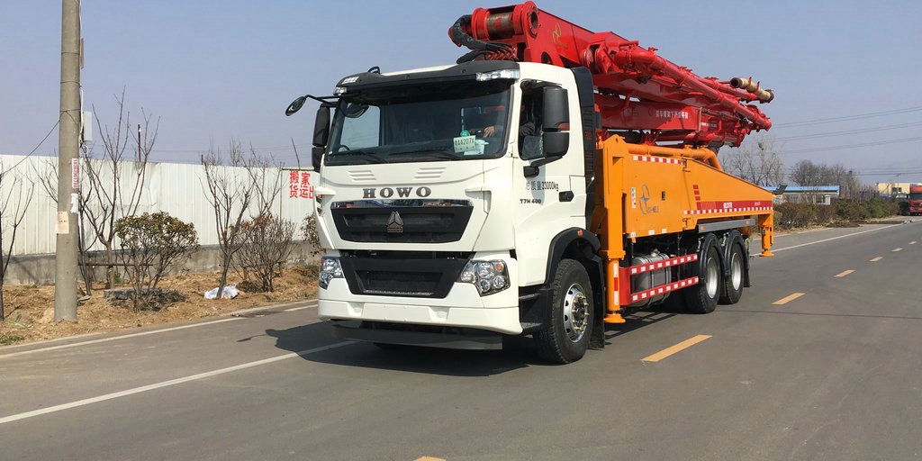 確保混凝土泵車臂架不斷裂應當注意的事項