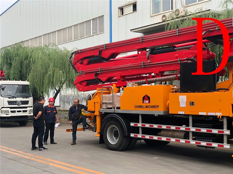 青島混凝土泵車價格 (6)