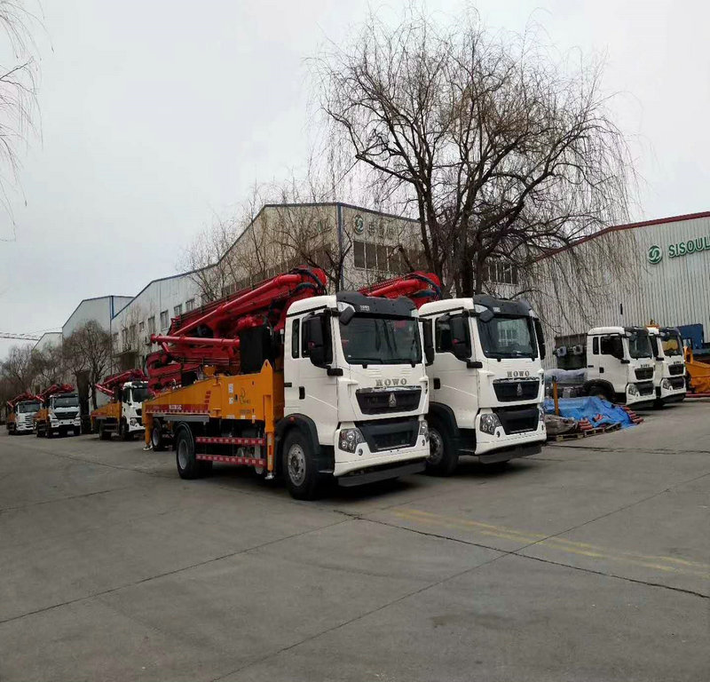 小型混凝土泵車，天泵，小型泵車 