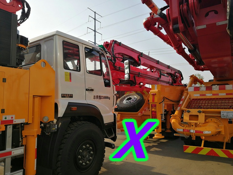 青島小型混凝土泵車價(jià)格 (20)