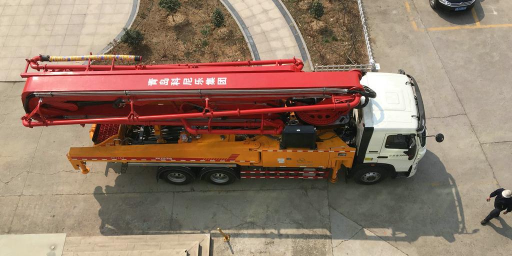 小型泵車施工中應避免的幾點操作