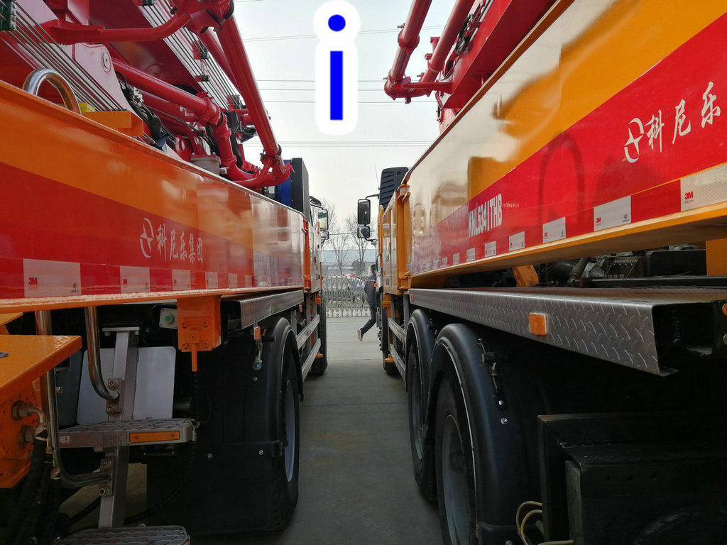 青島小型混凝土泵車價格 (3)